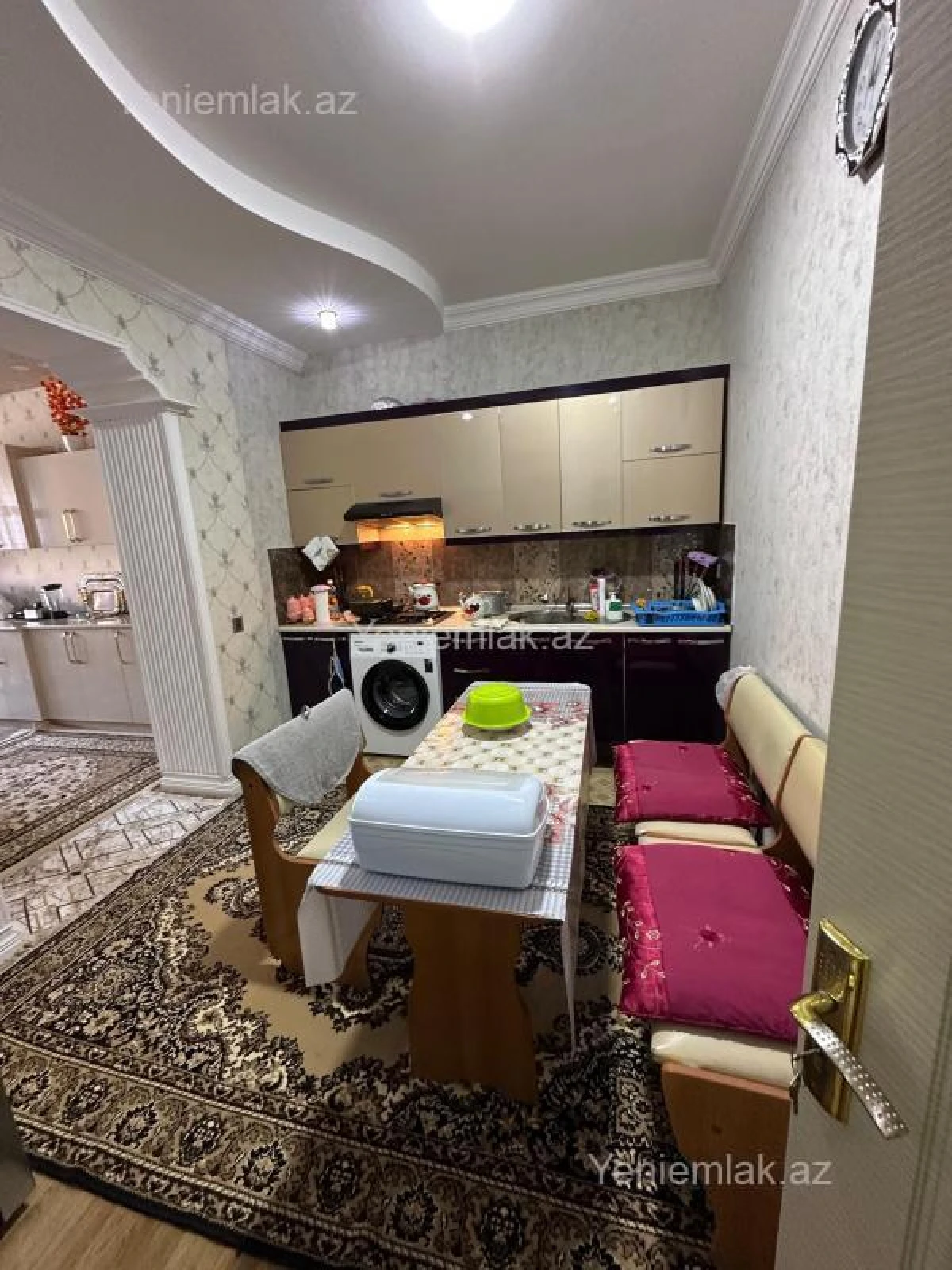 Satılır 6 otaqlı həyət evi 340 m²