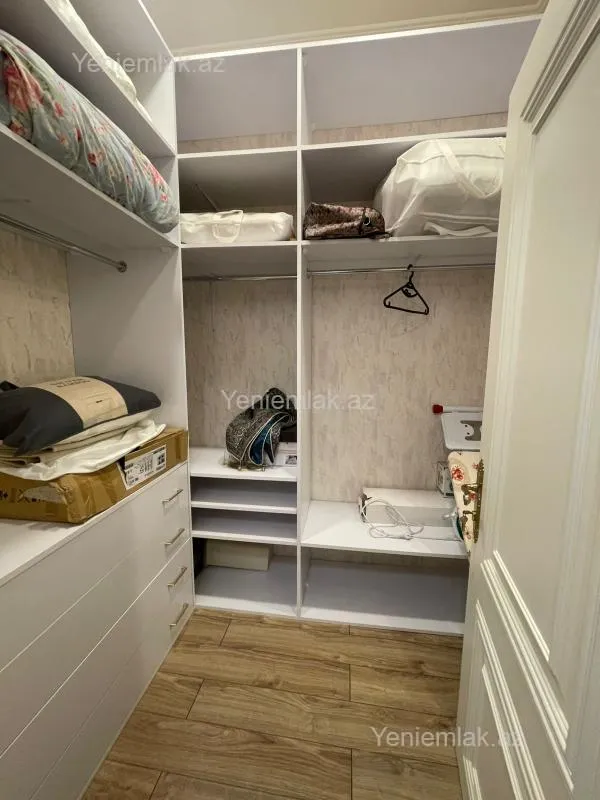 Satılır 2 otaqlı yeni tikili 94 m²