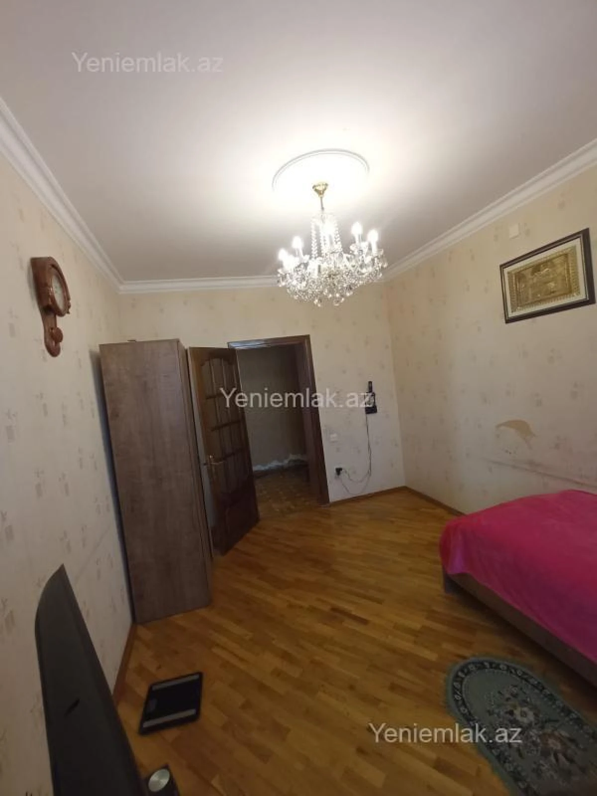 Satılır 5 otaqlı köhnə tikili 120 m²