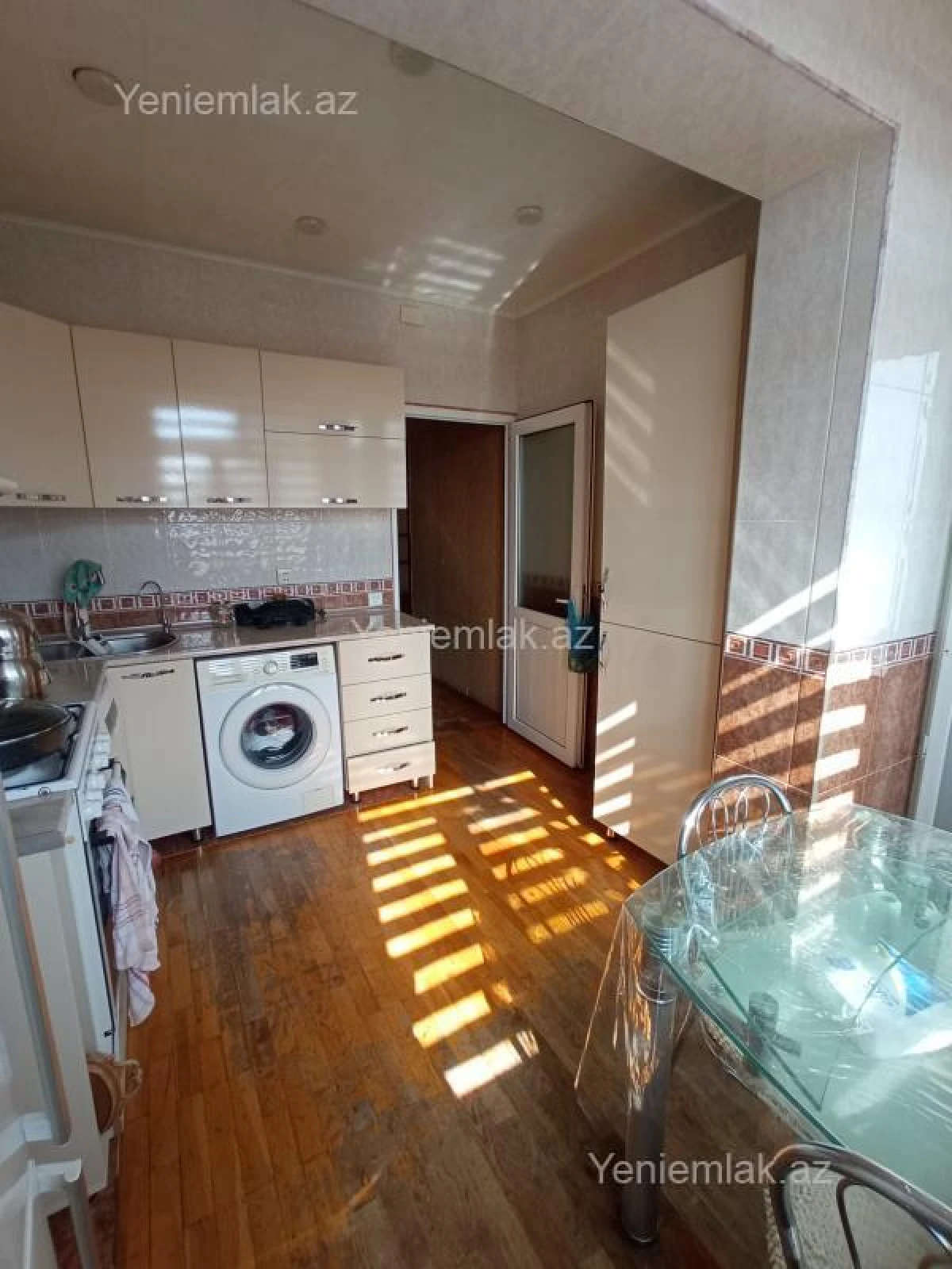 Satılır 5 otaqlı köhnə tikili 120 m²