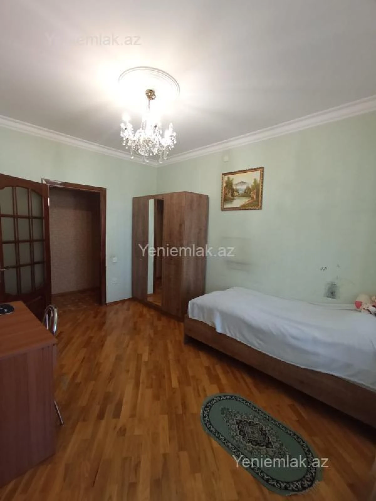 Satılır 5 otaqlı köhnə tikili 120 m²