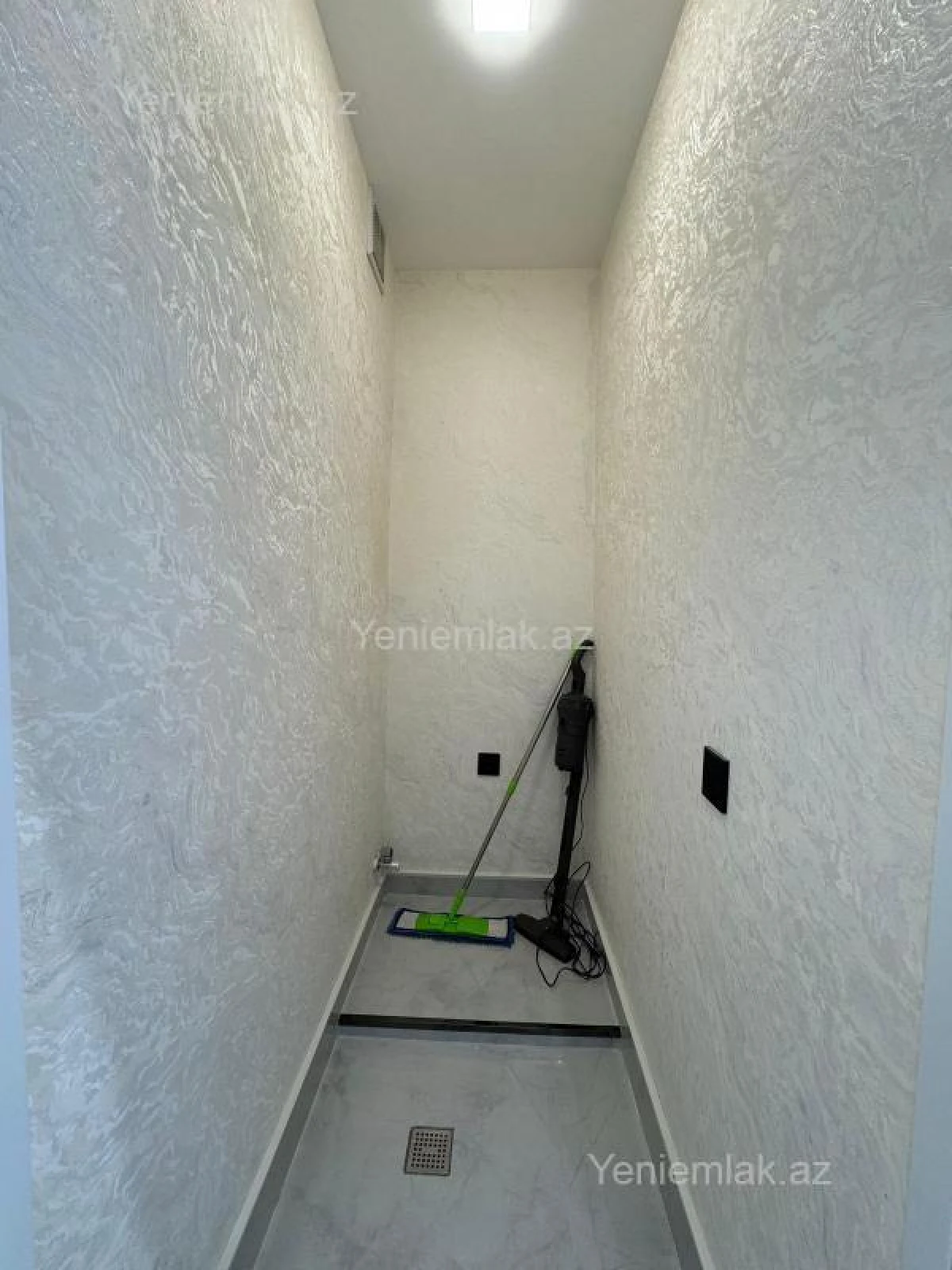 Satılır 3 otaqlı köhnə tikili 65 m²