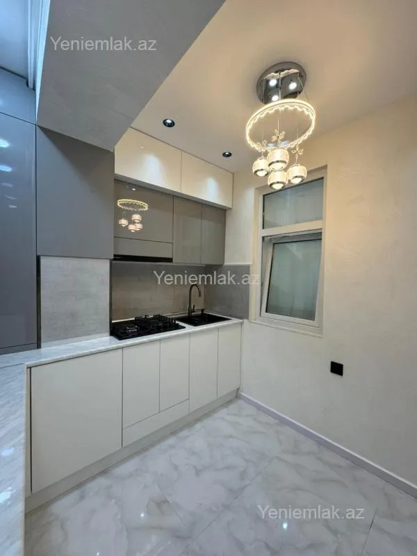 Satılır 3 otaqlı köhnə tikili 65 m²