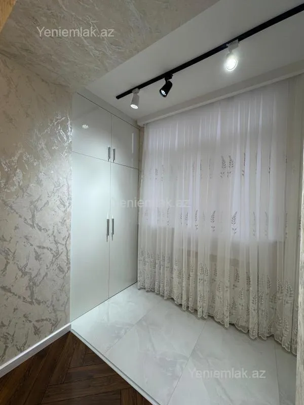 Satılır 3 otaqlı köhnə tikili 65 m²