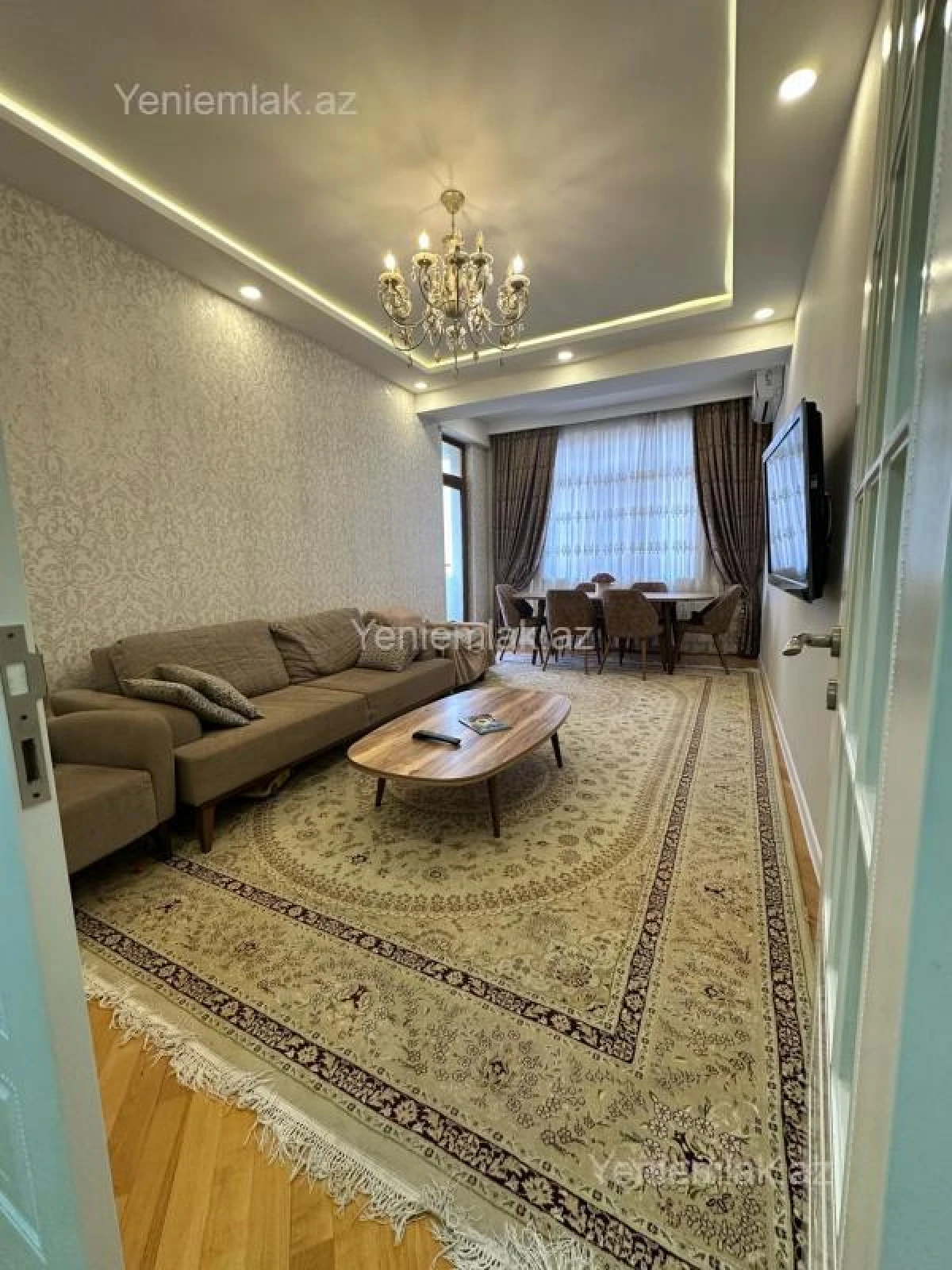 Satılır 3 otaqlı yeni tikili 125 m²