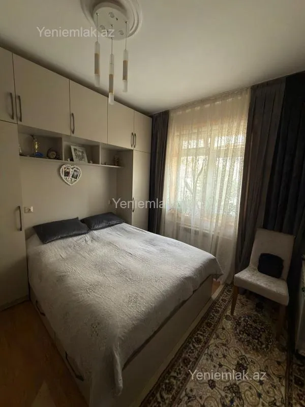 Satılır 3 otaqlı köhnə tikili 65 m²