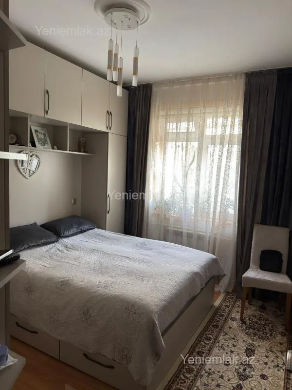Satılır 3 otaqlı köhnə tikili 65 m²
