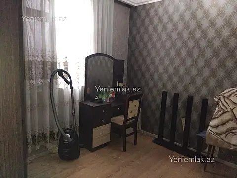 Satılır 4 otaqlı həyət evi 80 m²