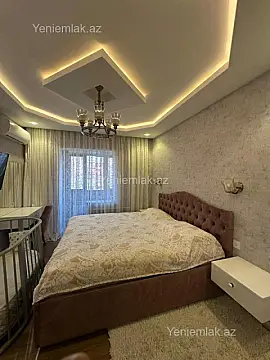 Satılır 2 otaqlı köhnə tikili 65 m²