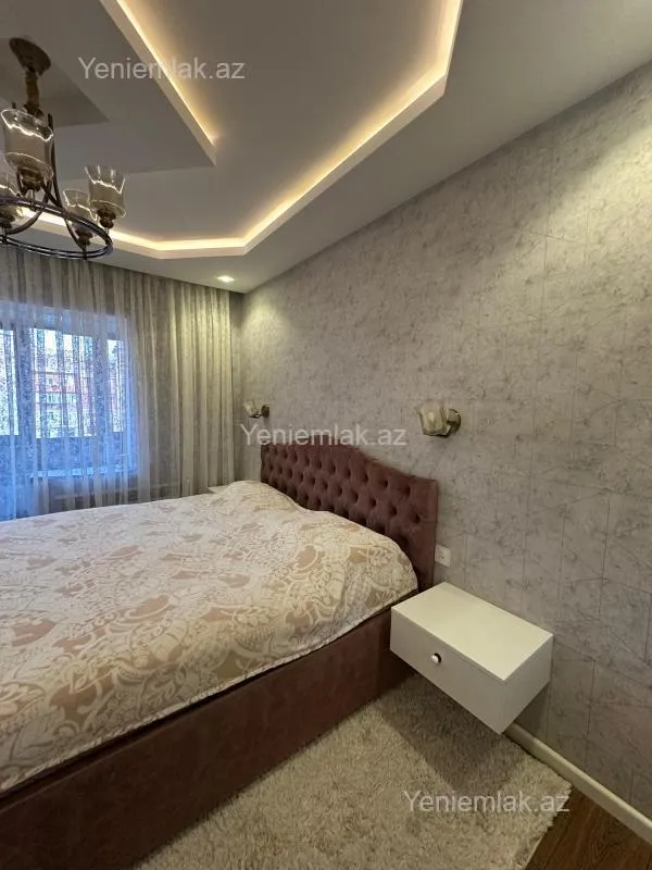Satılır 2 otaqlı köhnə tikili 65 m²