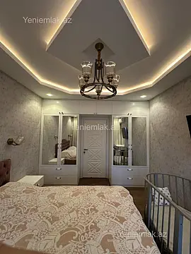 Satılır 2 otaqlı köhnə tikili 65 m²