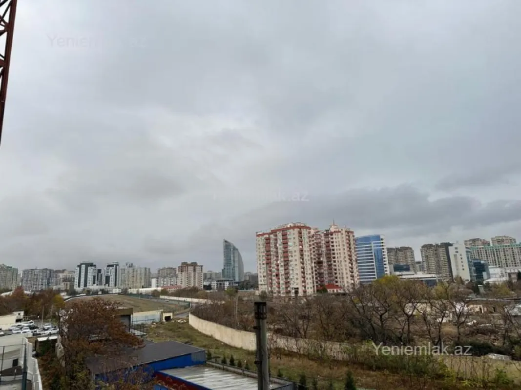 Satılır 3 otaqlı yeni tikili 133 m²