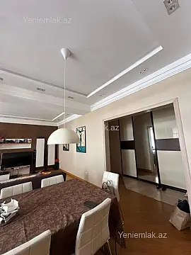 Satılır 4 otaqlı yeni tikili 165 m²