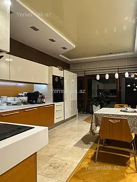 Satılır 4 otaqlı yeni tikili 165 m²
