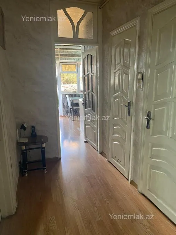 Satılır 3 otaqlı yeni tikili 70 m²