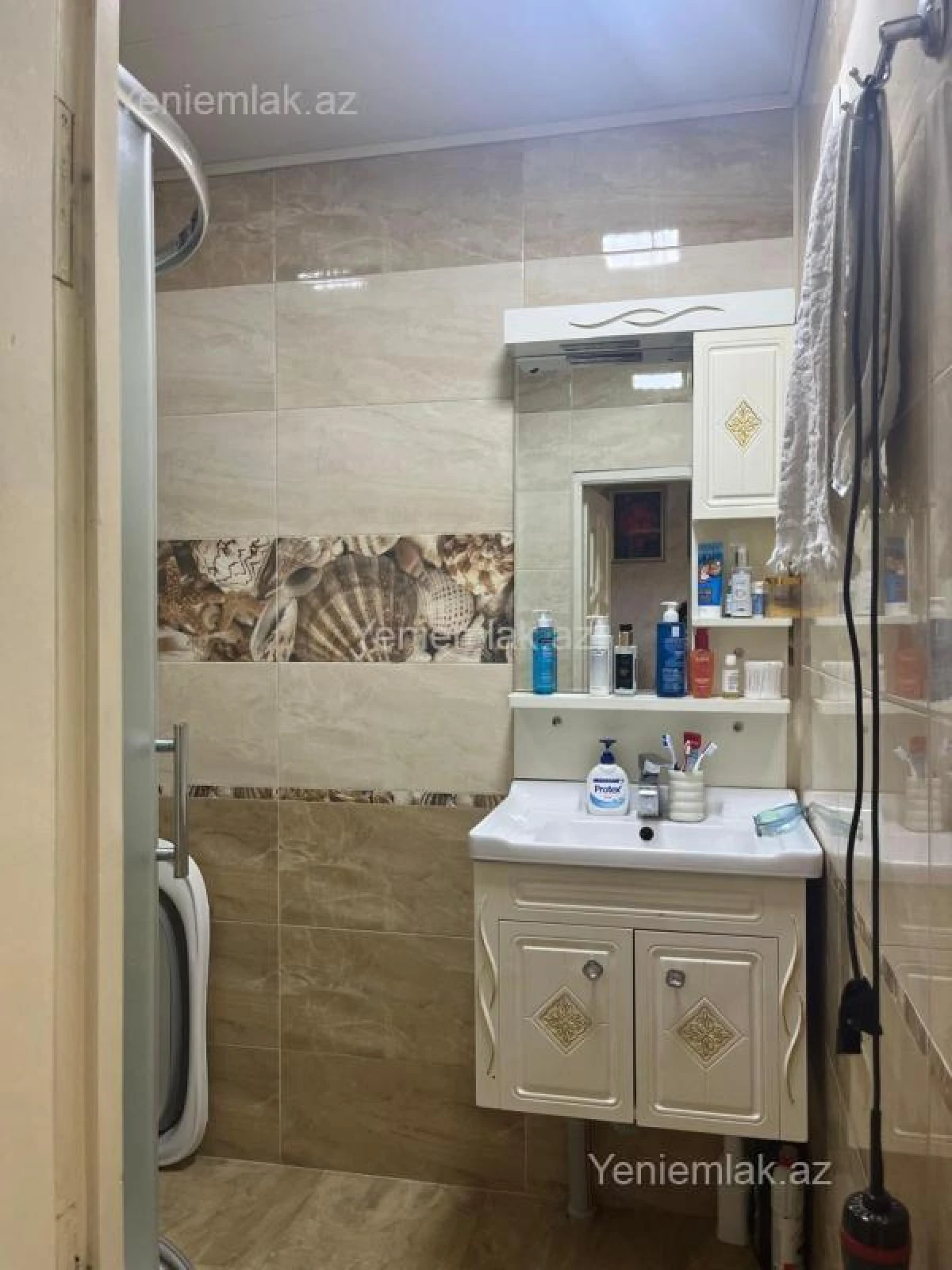 Satılır 3 otaqlı yeni tikili 70 m²