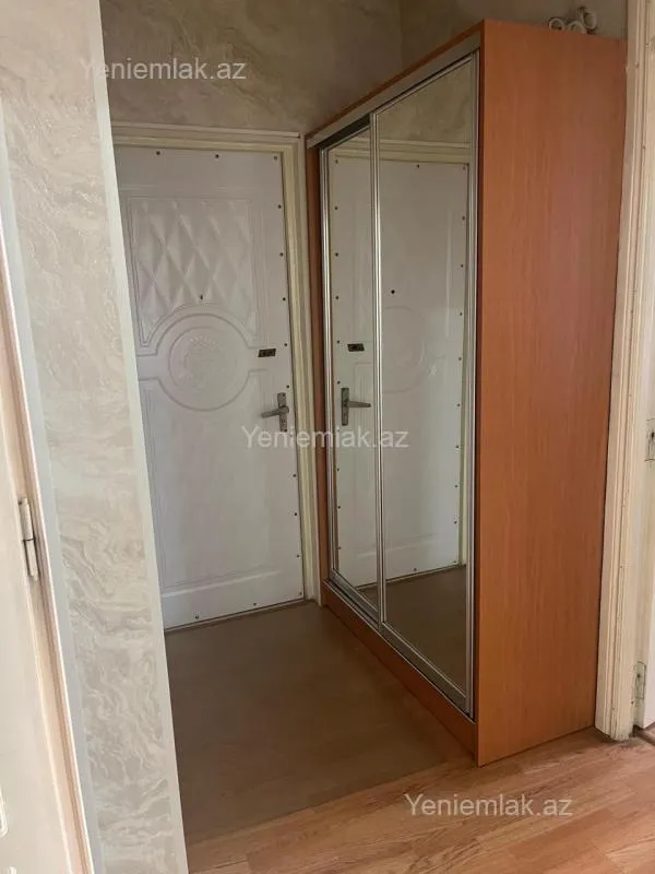 Satılır 3 otaqlı yeni tikili 70 m²