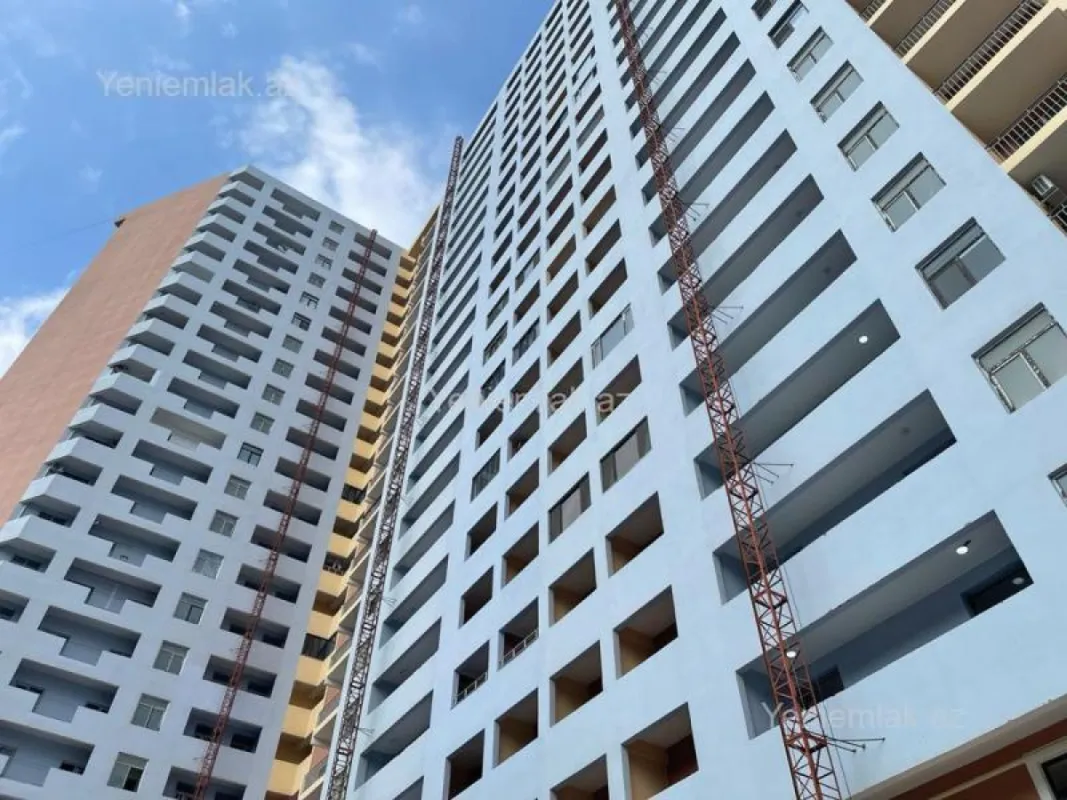 Satılır 4 otaqlı yeni tikili 173 m²