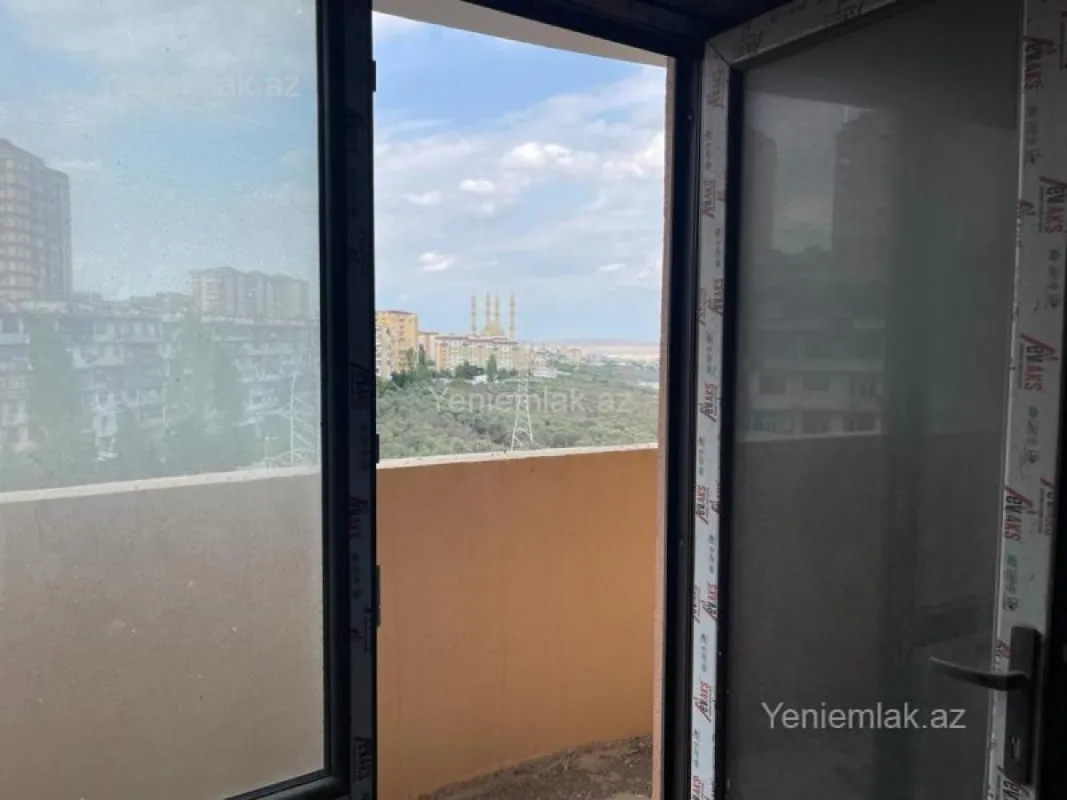Satılır 4 otaqlı yeni tikili 173 m²