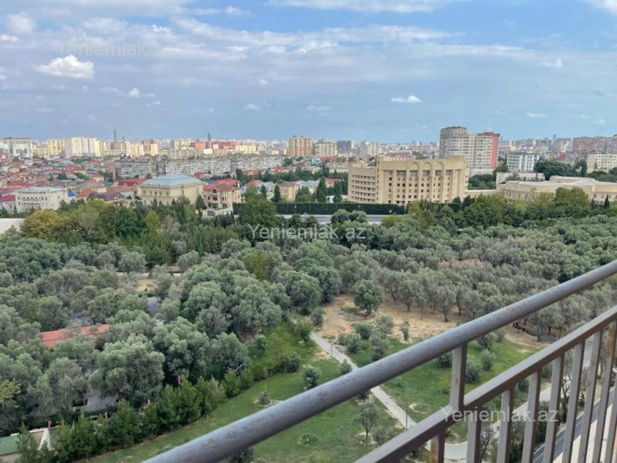 Satılır 4 otaqlı yeni tikili 173 m²