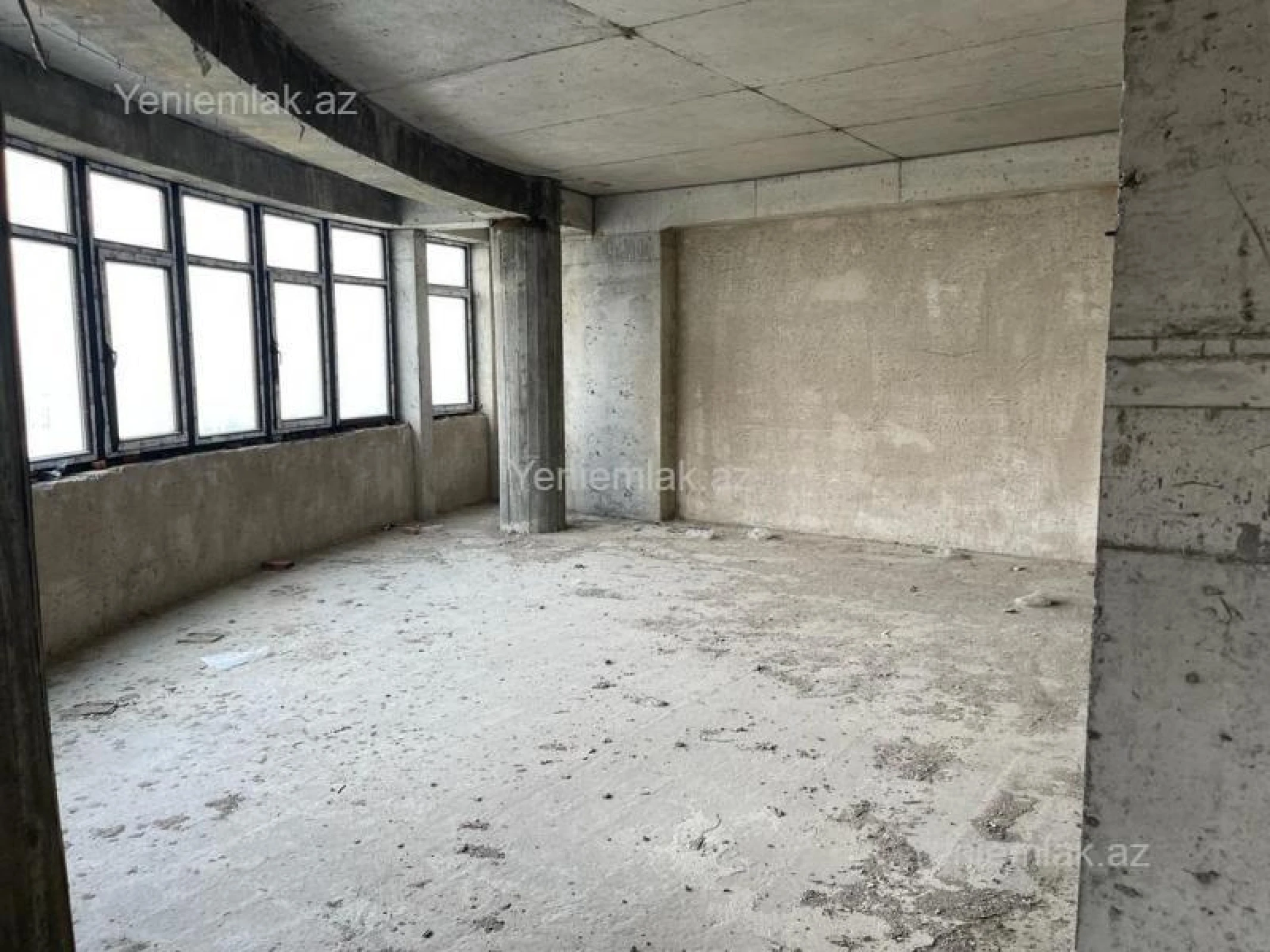 Satılır 4 otaqlı yeni tikili 173 m²