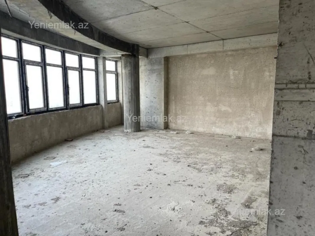 Satılır 4 otaqlı yeni tikili 173 m²