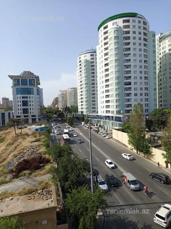 Satılır 3 otaqlı yeni tikili 148 m²