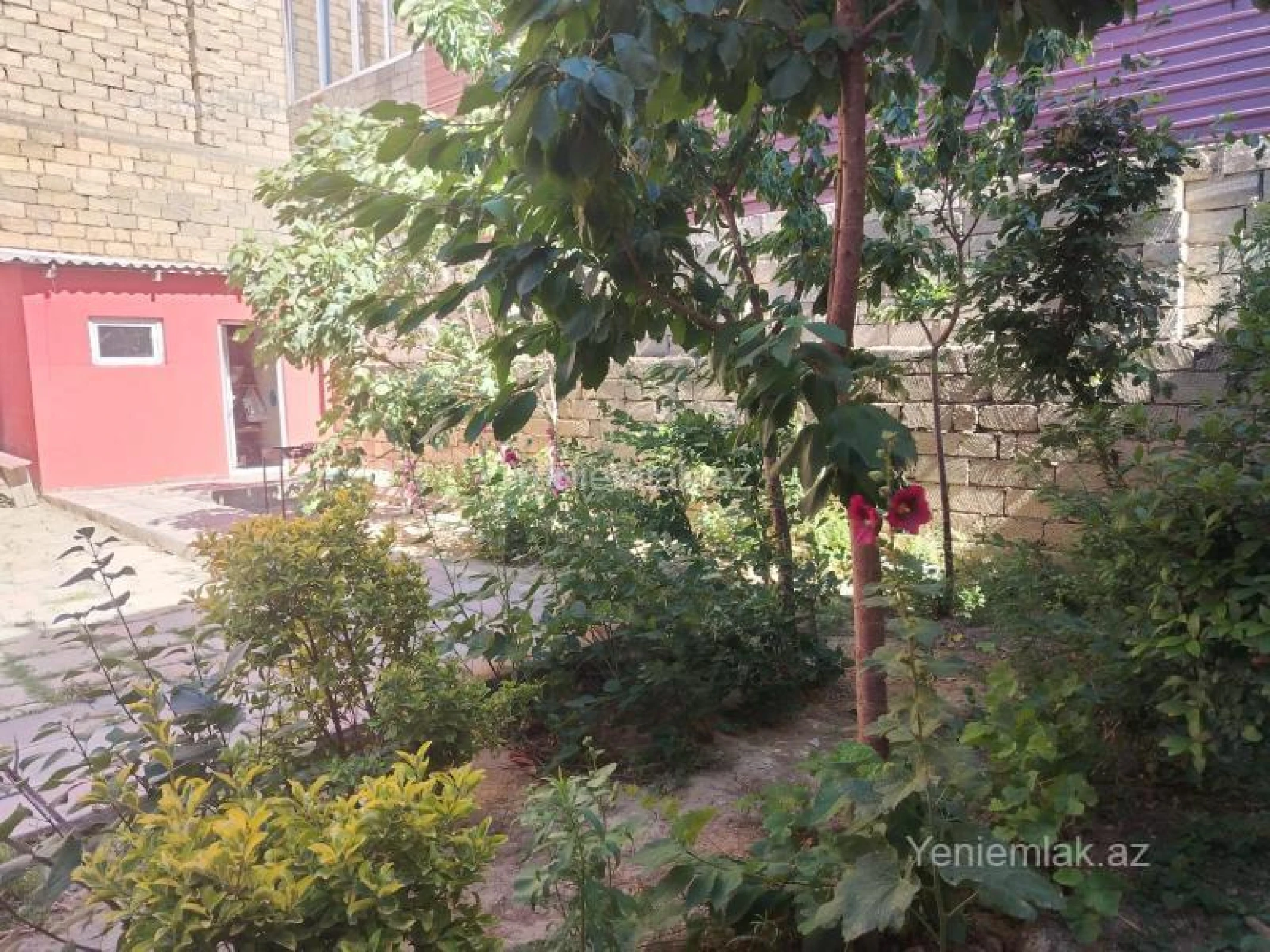 Satılır 3 otaqlı həyət evi 100 m²