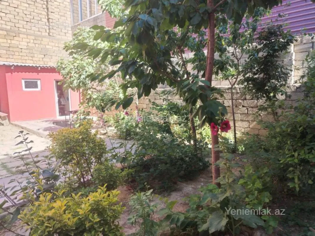 Satılır 3 otaqlı həyət evi 100 m²