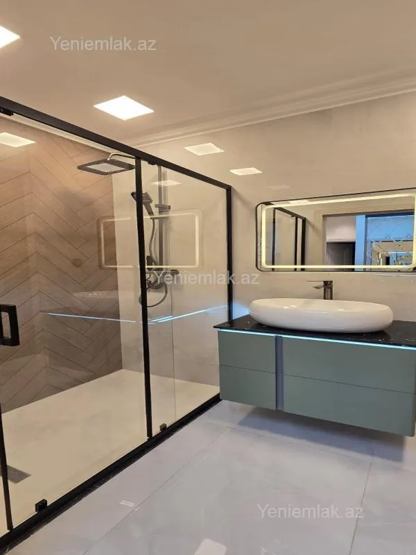 Satılır 3 otaqlı yeni tikili 100 m²