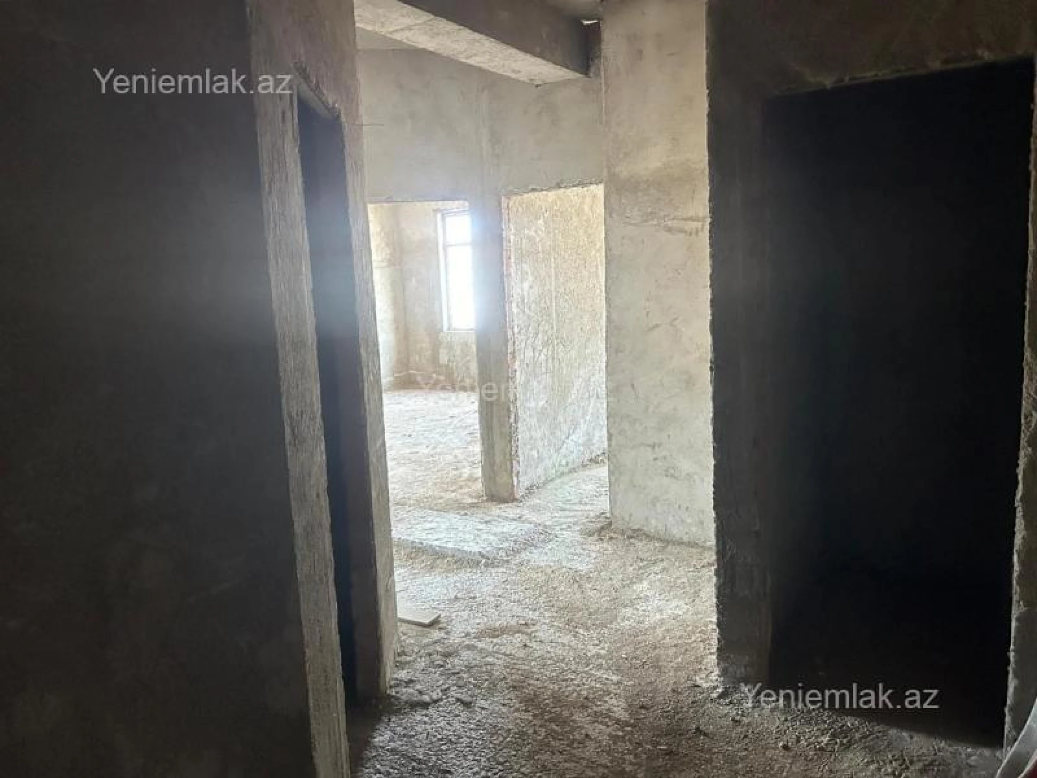 Satılır 3 otaqlı yeni tikili 130 m²