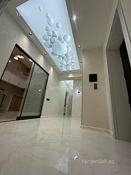 Satılır 3 otaqlı yeni tikili 90 m²