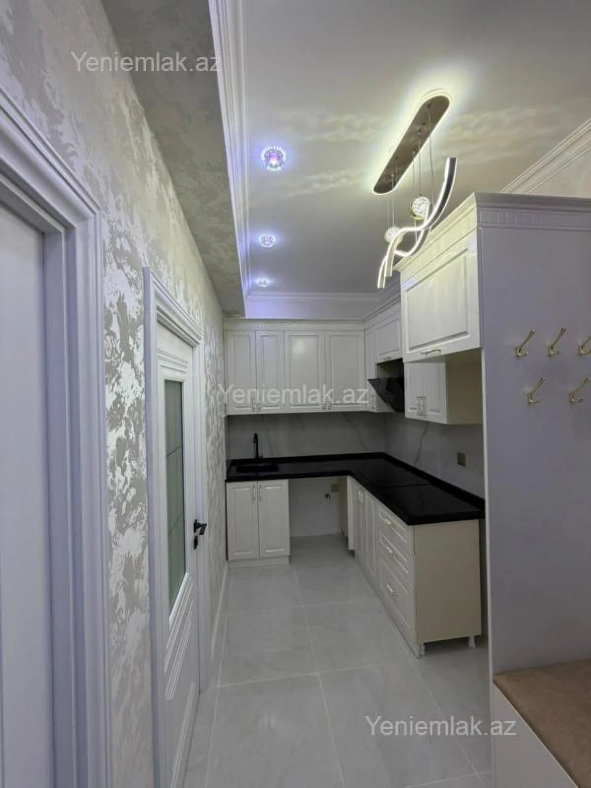 Satılır 2 otaqlı yeni tikili 55 m²