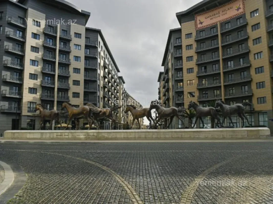 Satılır 4 otaqlı yeni tikili 160 m²