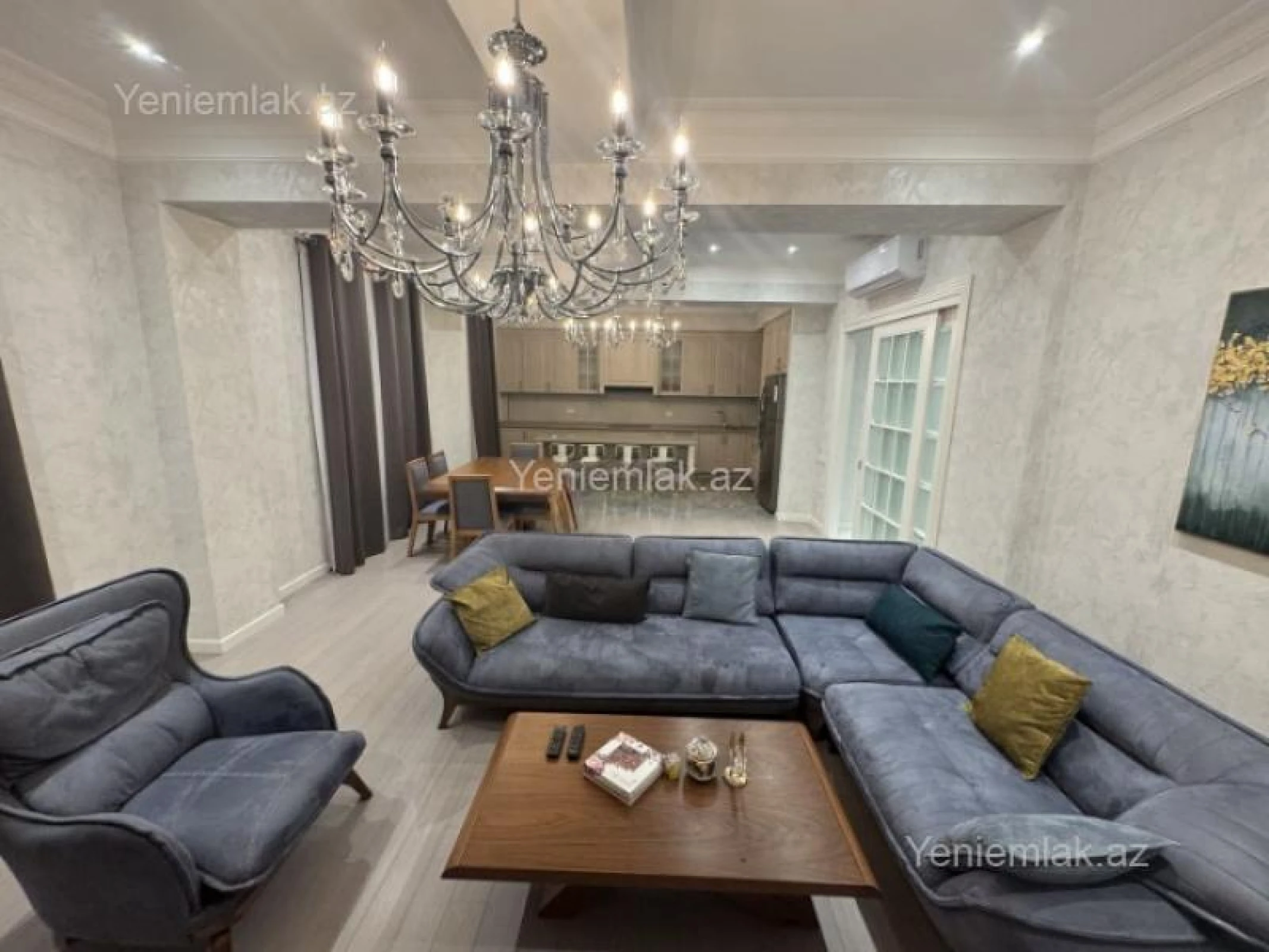 Satılır 4 otaqlı yeni tikili 160 m²