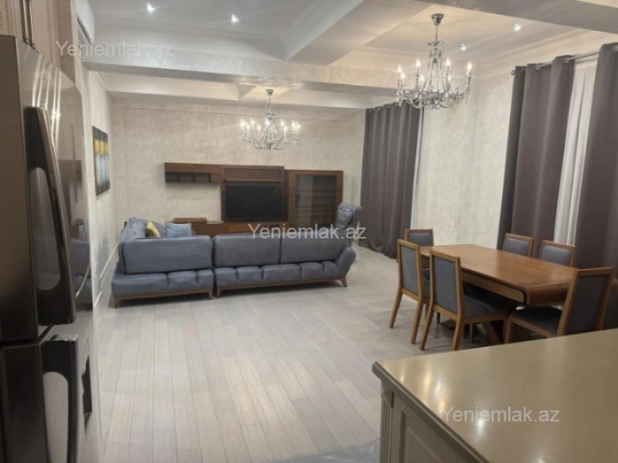 Satılır 4 otaqlı yeni tikili 160 m²