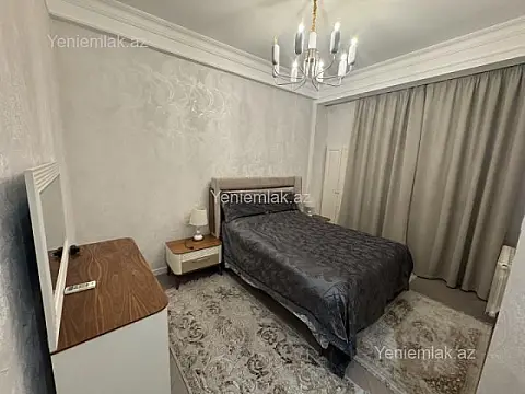 Satılır 4 otaqlı yeni tikili 160 m²