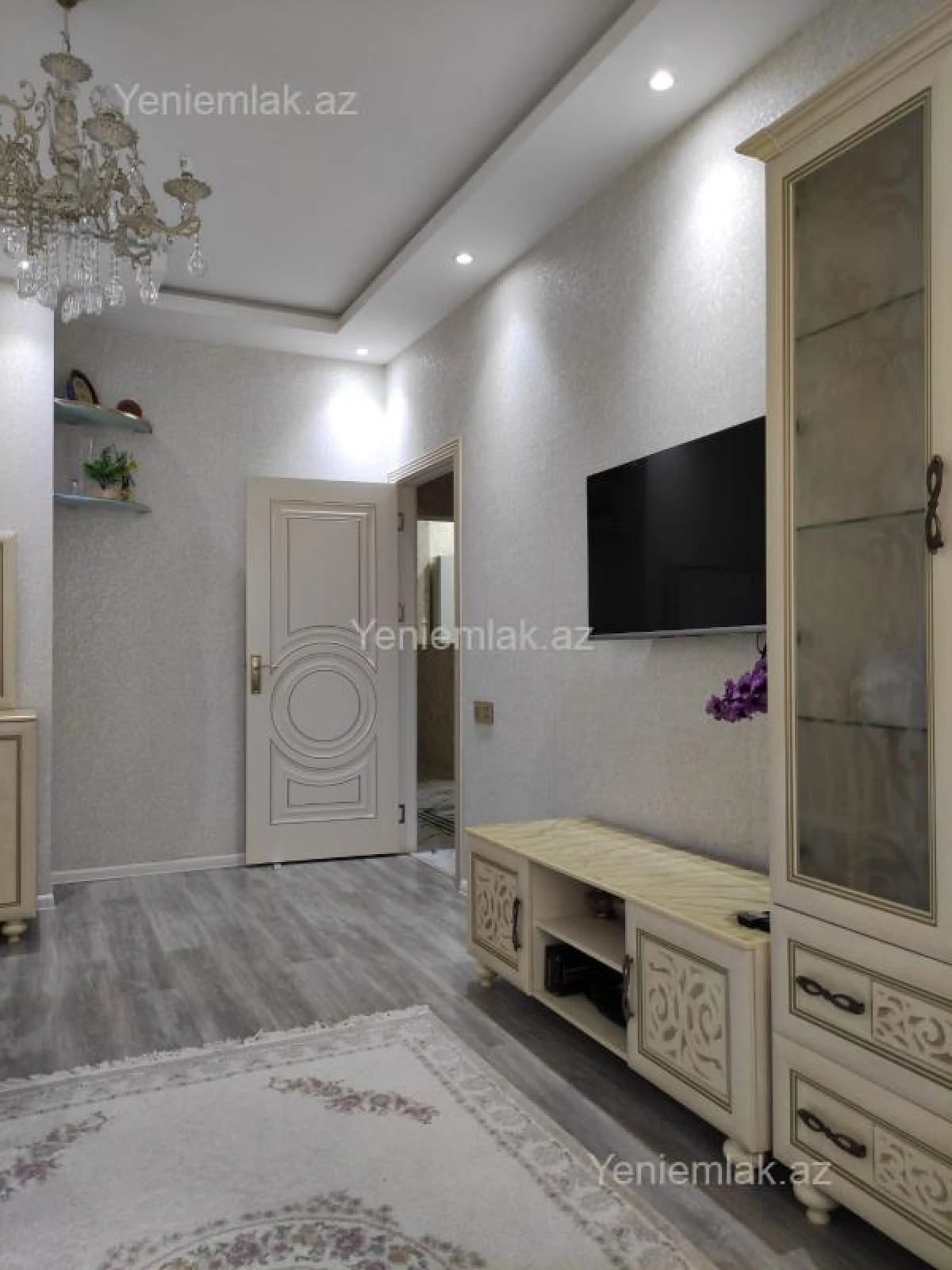 Satılır 2 otaqlı yeni tikili 60 m²