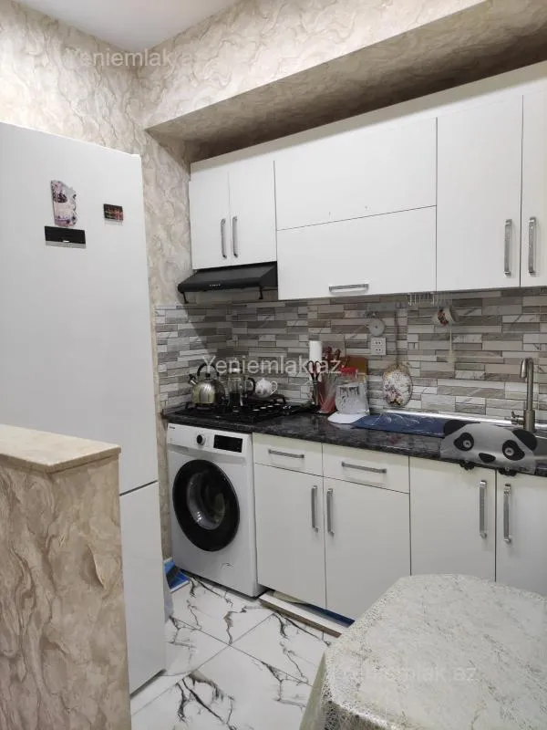 Satılır 2 otaqlı yeni tikili 60 m²
