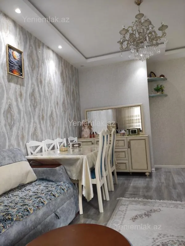 Satılır 2 otaqlı yeni tikili 60 m²