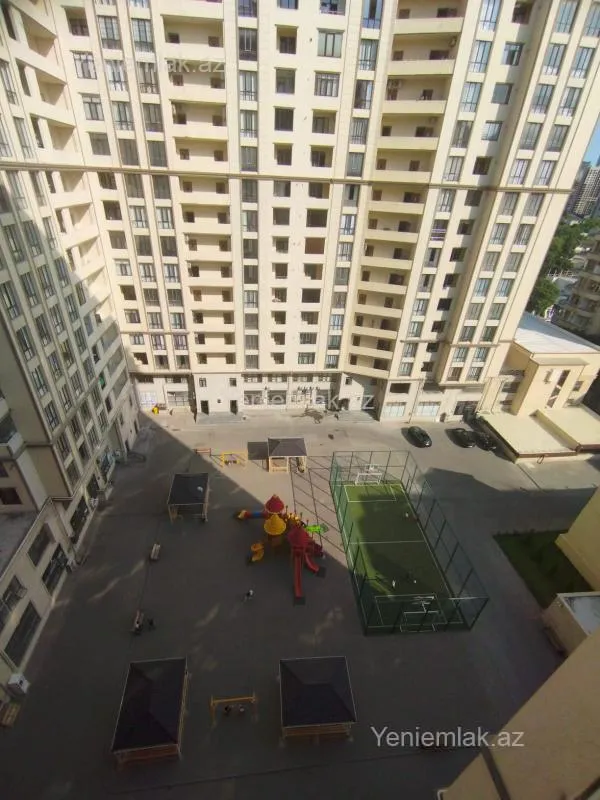 Satılır 3 otaqlı yeni tikili 157 m²