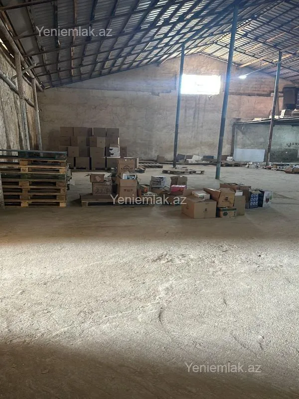 Satılır 10 otaqlı obyekt 2800 m²