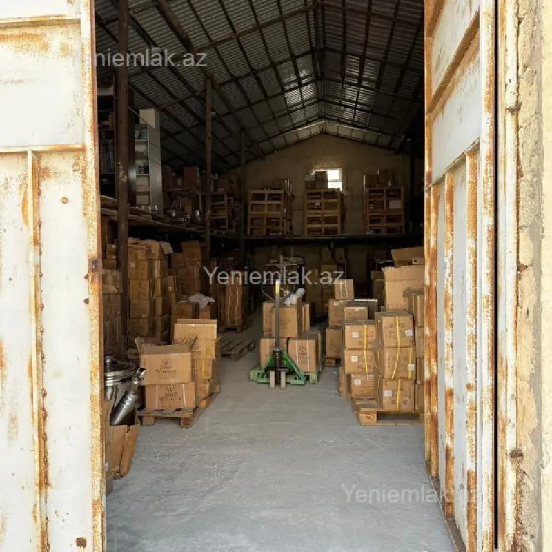 Satılır 10 otaqlı obyekt 2800 m²