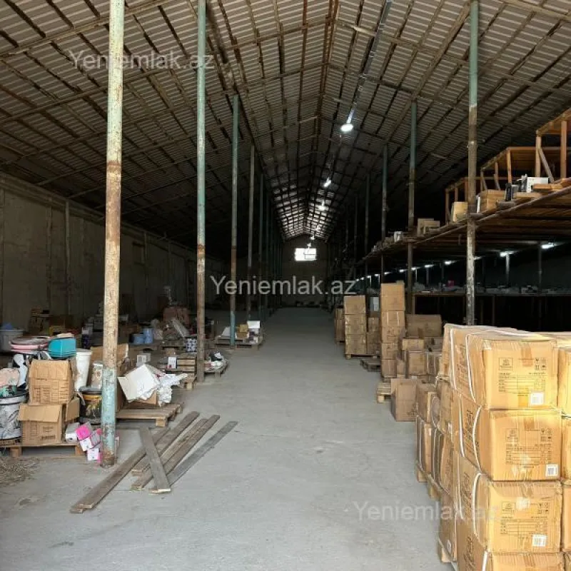 Satılır 10 otaqlı obyekt 2800 m²