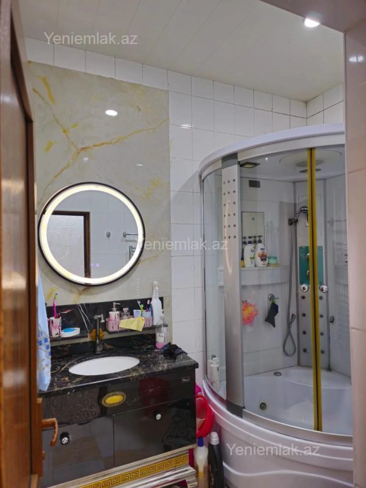 Satılır 7 otaqlı həyət evi 330 m²