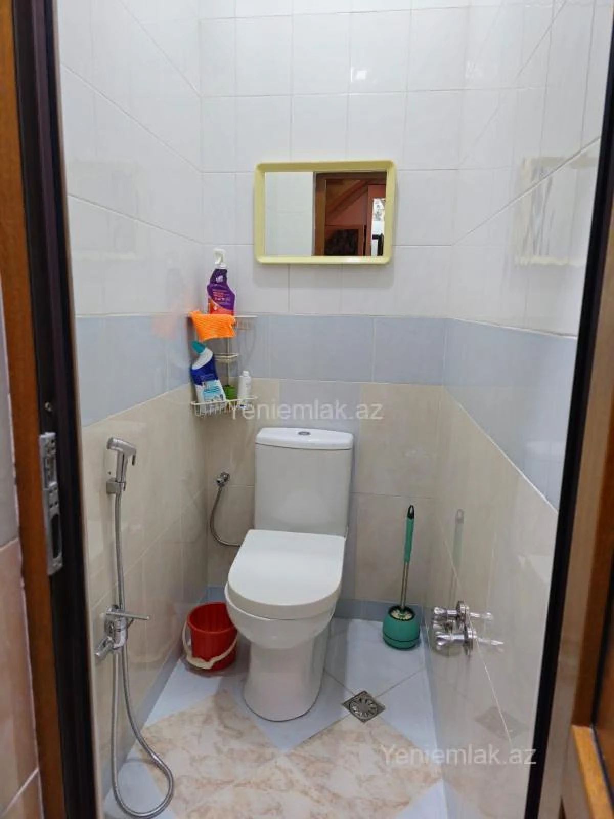 Satılır 7 otaqlı həyət evi 330 m²