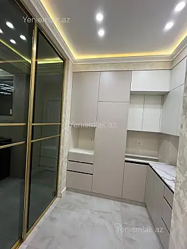 Satılır 2 otaqlı yeni tikili 72 m²