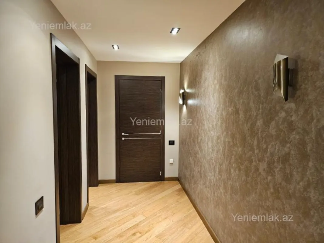 Satılır 3 otaqlı yeni tikili 113 m²