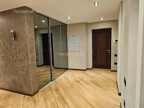 Satılır 3 otaqlı yeni tikili 113 m²