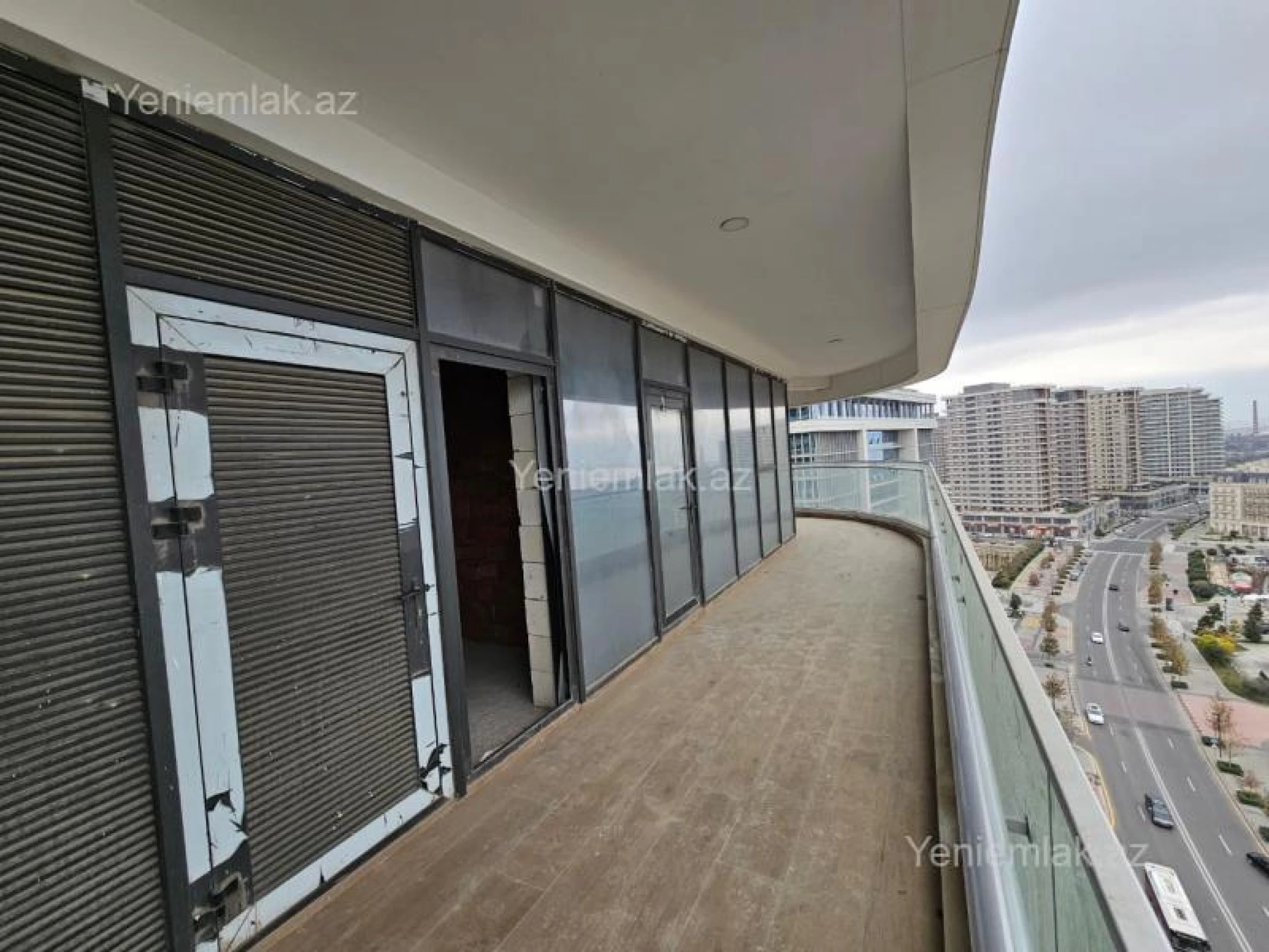 Satılır 4 otaqlı yeni tikili 224 m²